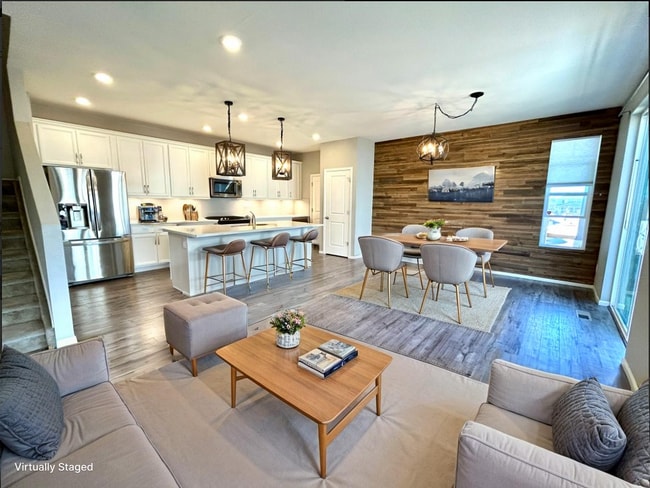 Building Photo - Better Than New! Stunning 4-year old Home with High-End Finishes & 2 Car Garage