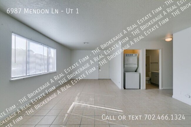 Building Photo - 6987 Mendon Ln