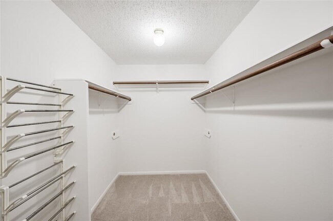 Building Photo - 3342 Bluebonnet Meadows Ln