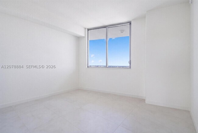 Building Photo - 1400 Biscayne Blvd