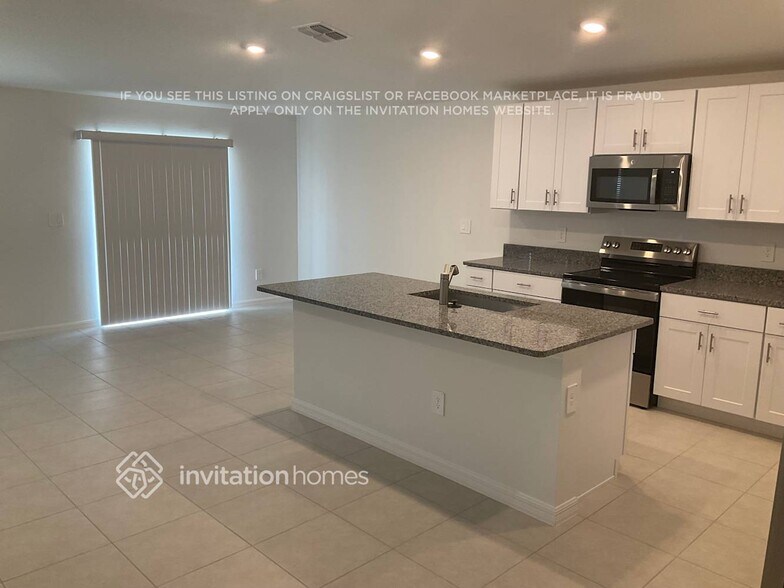 Building Photo - 11447 Lavender Loop