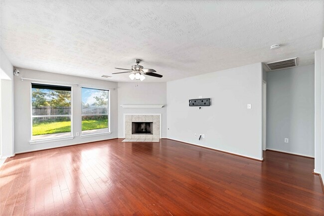 Building Photo - 19914 Shore Meadows Ln