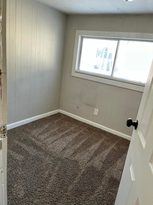 Building Photo - 103 Rice Ct