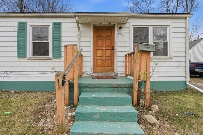 Building Photo - 925 Leland St