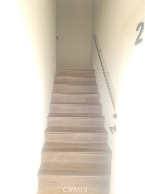 Building Photo - 7334 Vineland Ave