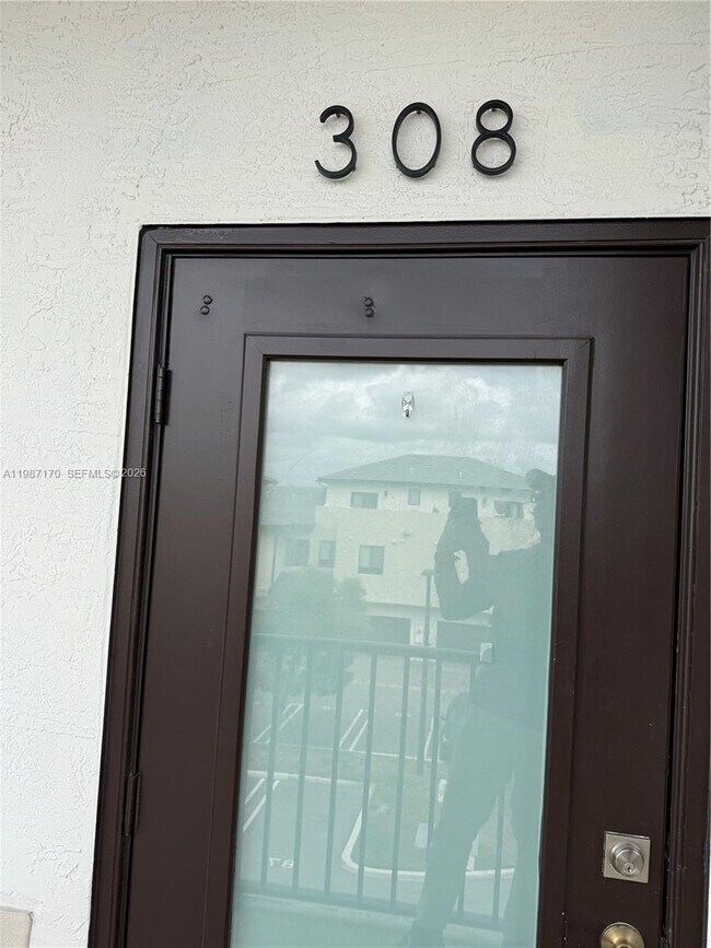 Building Photo - 8167 NW 41st St