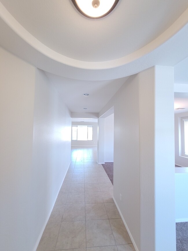 Building Photo - Beautiful 3/2 house for rent in Gilbert
