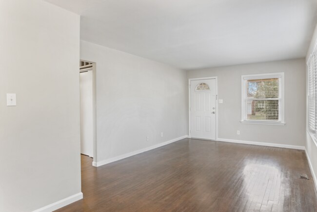 Building Photo - 1144 Brighton Rd
