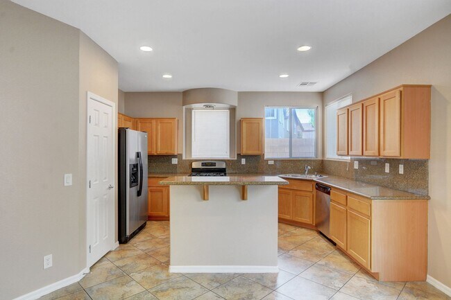 Building Photo - Beautiful Home in Amazing Rhodes Ranch - G...