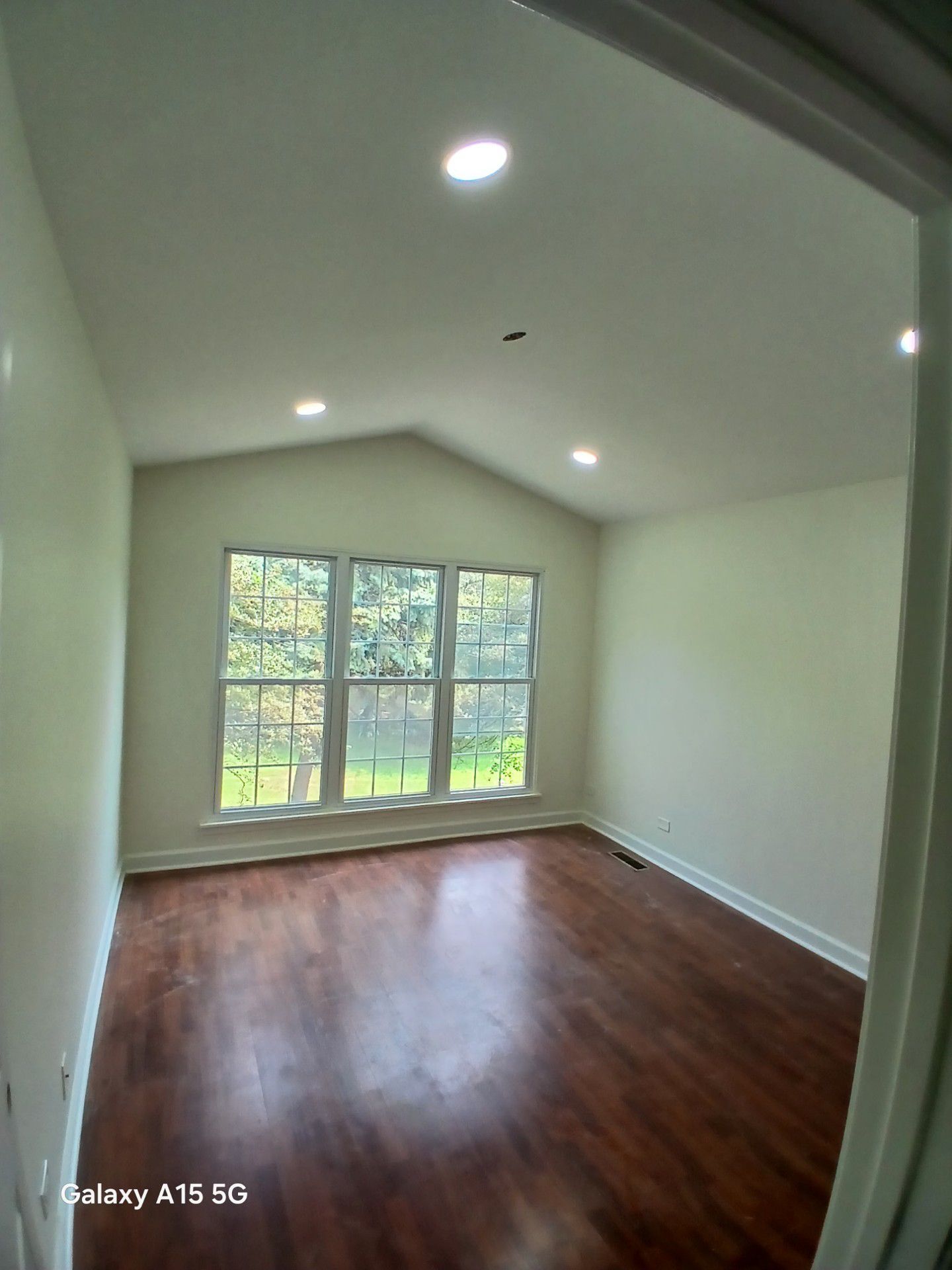 Building Photo - 1150 Regency Dr