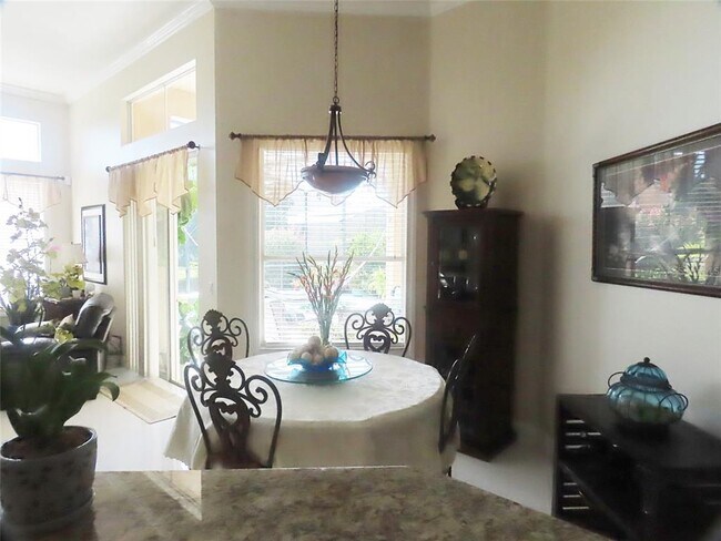 Building Photo - 2337 Emerald Rose Way