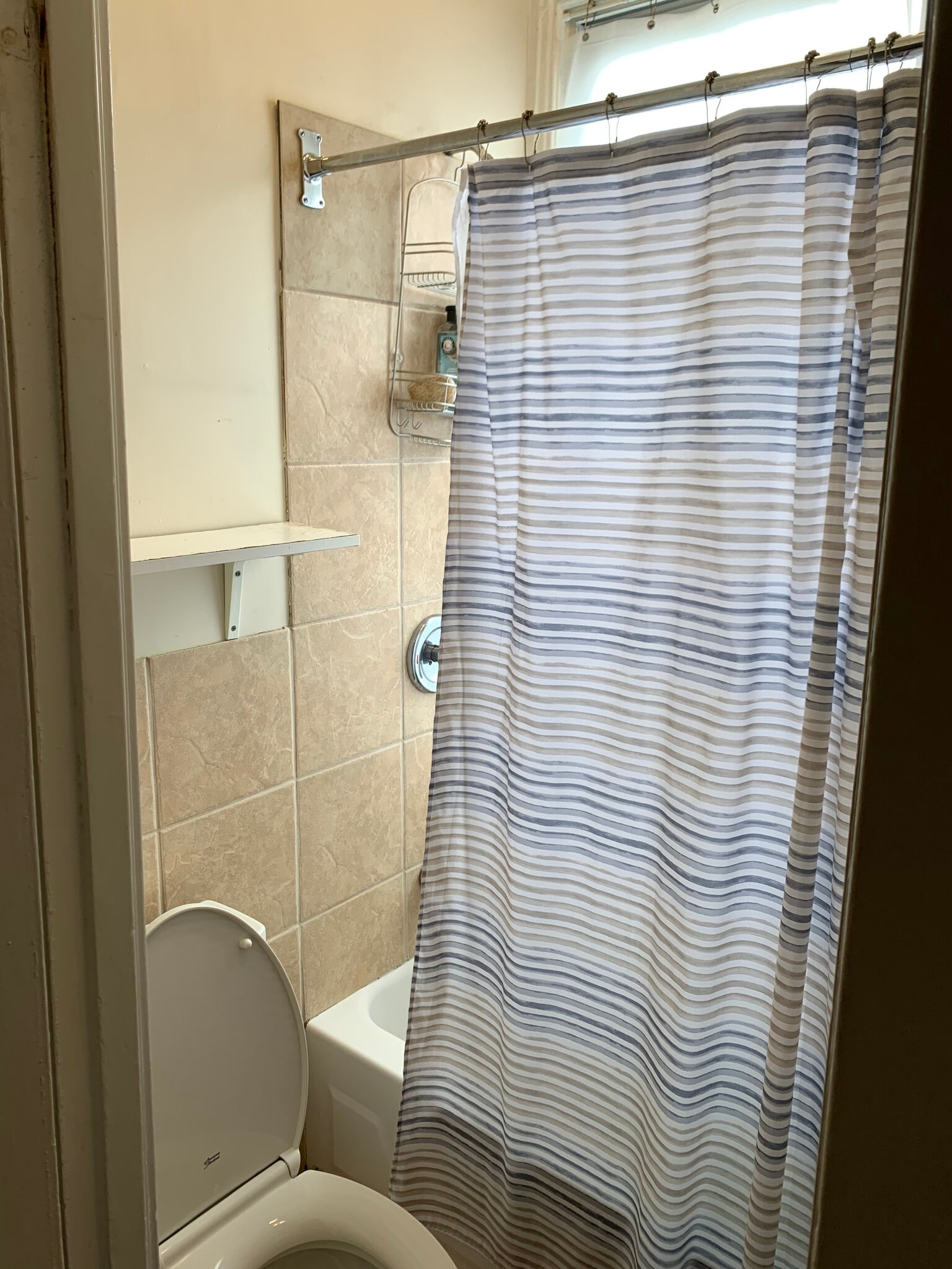 Bathroom - 3015 N Clifton Ave