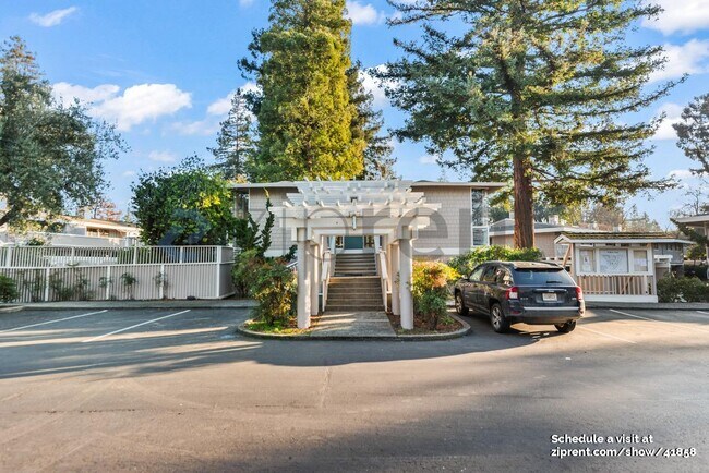 Building Photo - 500 W Middlefield Rd