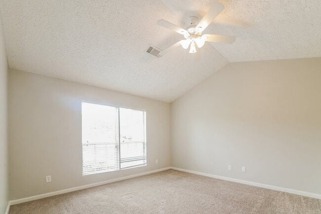 Building Photo - 5519 Denny Dr