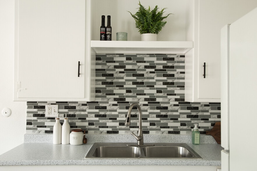 Building Photo - 460 Vista Ave