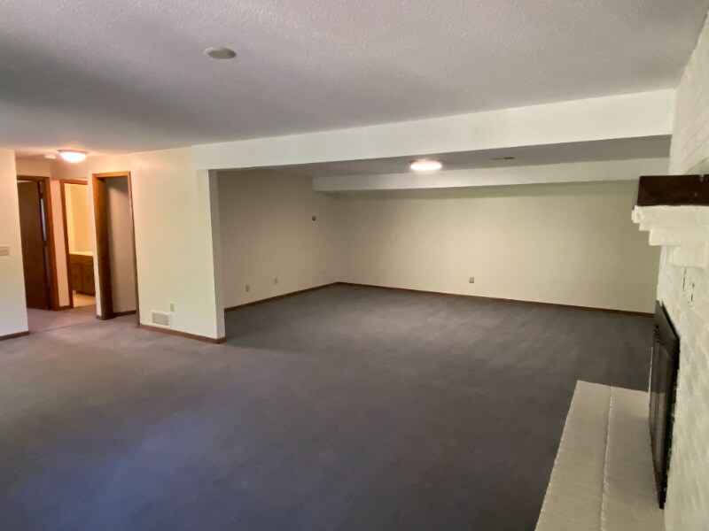 Building Photo - 9308 Colorado Rd