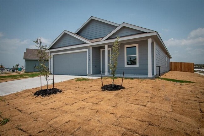 Building Photo - 2302 Medusa Dr