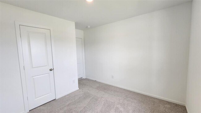 Building Photo - 29018 Rustic Windmill Wy