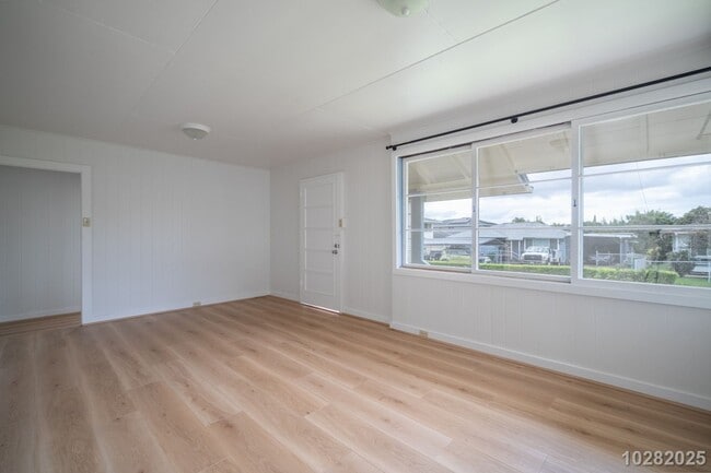 Building Photo - 2 BD/1 BA Home with Yard and Carport in Wa...