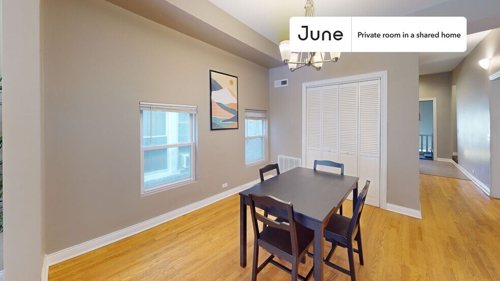 Building Photo - Private bedroom in 3 bed/1 bath Home