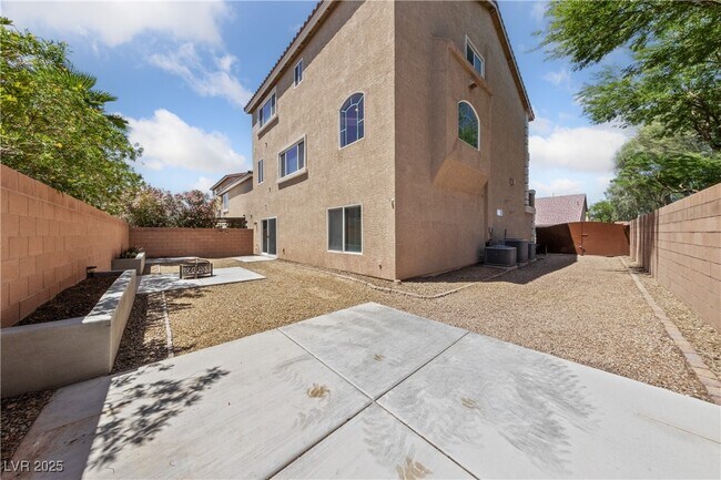 Building Photo - 9716 Panther Hollow St