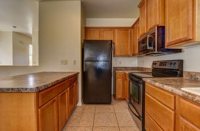 Building Photo - 221 Spring St