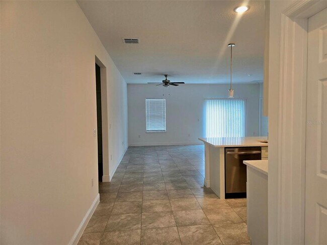 Building Photo - 208 Locust Pass Dr