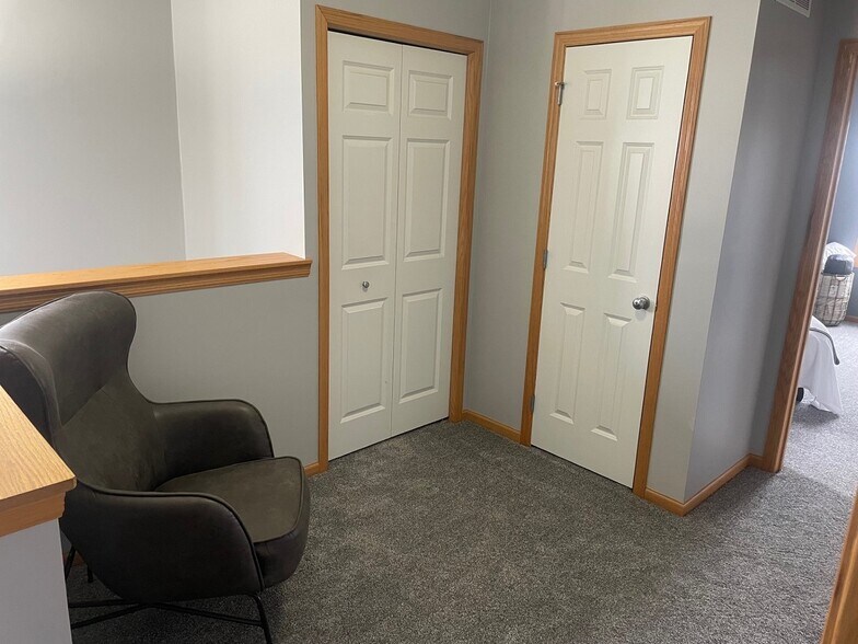 Building Photo - 13642 Brick Path