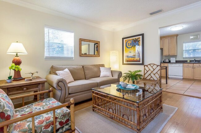 Building Photo - 213 W Alfred St