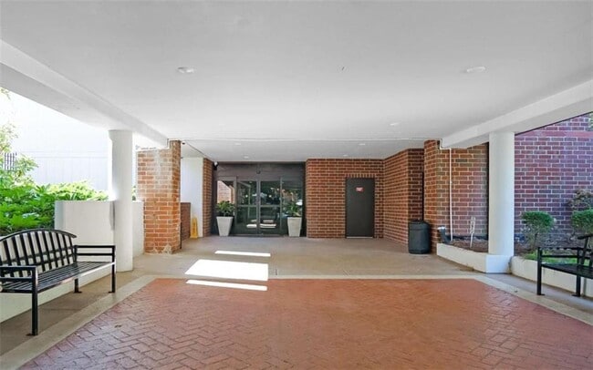 Building Photo - 375 Ralph McGill Blvd NE