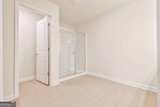 Building Photo - 4541 Bishops Ln