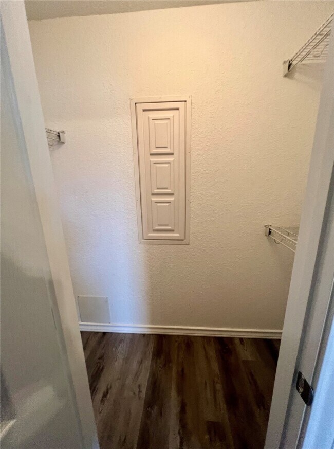 Building Photo - 5119 Big Meadow Ln