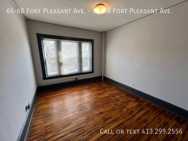 Building Photo - One Bedroom Apartment In Springfield with ...