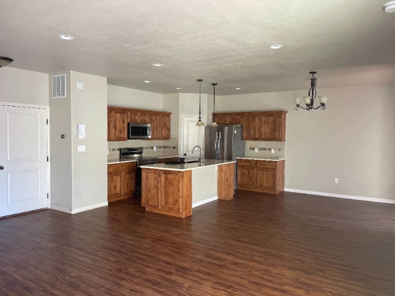 Building Photo - 2785 Exmoor Ln