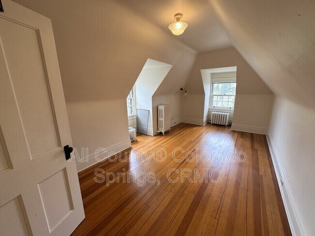 Building Photo - 1238 Wood Ave