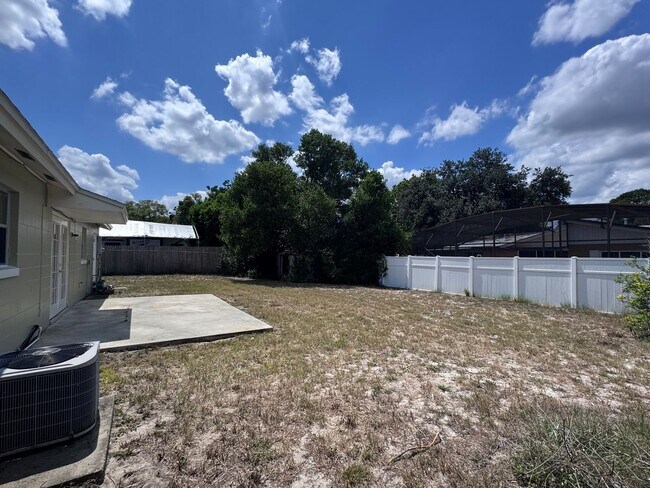 Building Photo - Charming 2BR/1BA Home in Casselberry