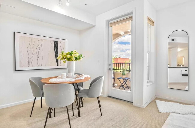 Building Photo - "Chic 1-Bed Oasis in San Jose with Hardwoo...