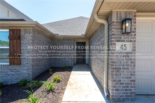 Building Photo - 45 W Pitts St