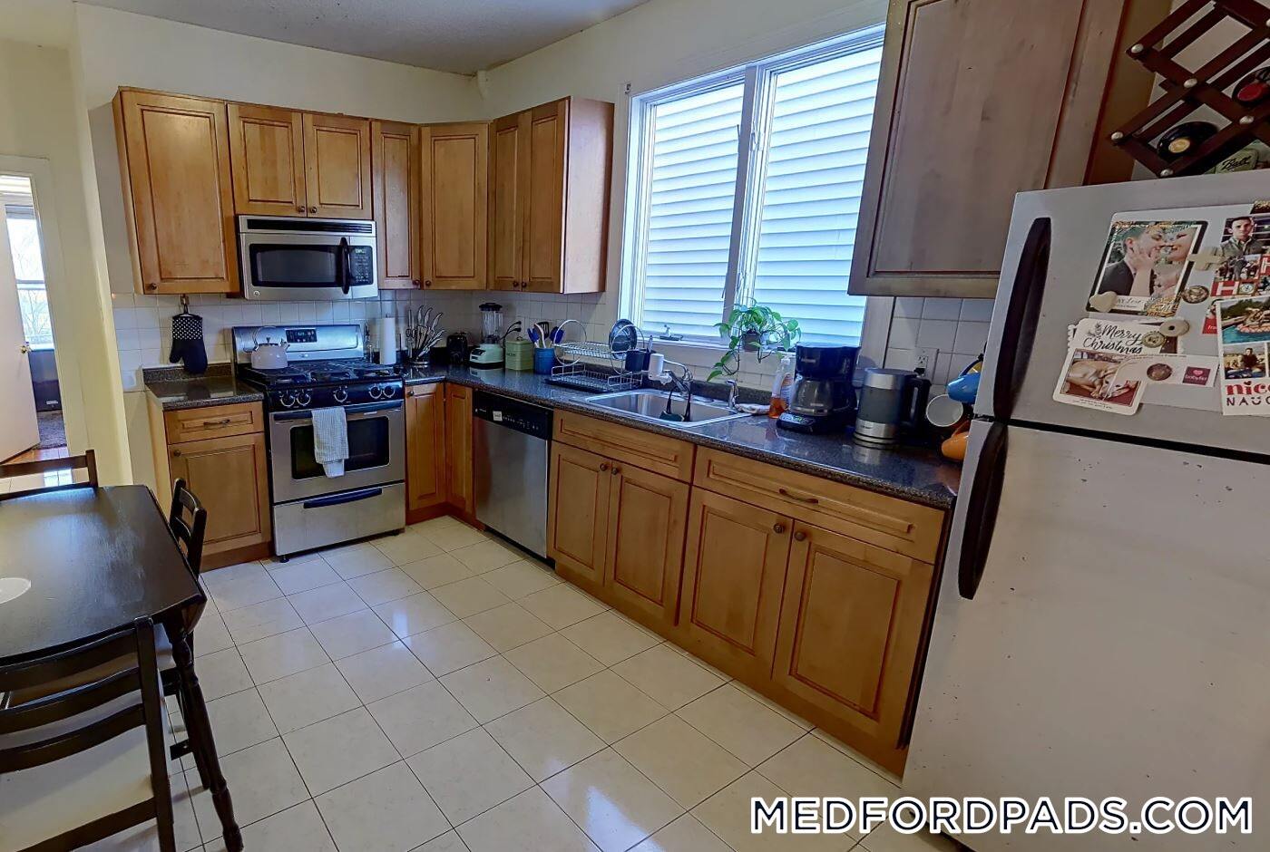 Building Photo - 68 Winchester St