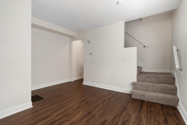 Building Photo - 1707 Kent St