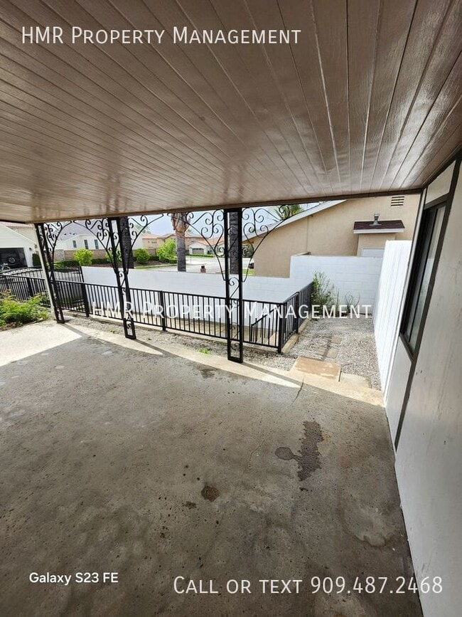 Building Photo - THIS HOUSE IS SPLIT  in a quiet Rancho Cuc...