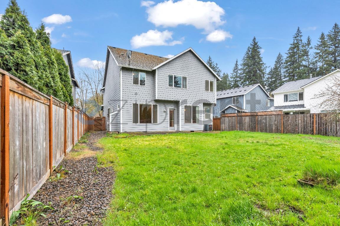 Building Photo - 21312 Redtop Terrace