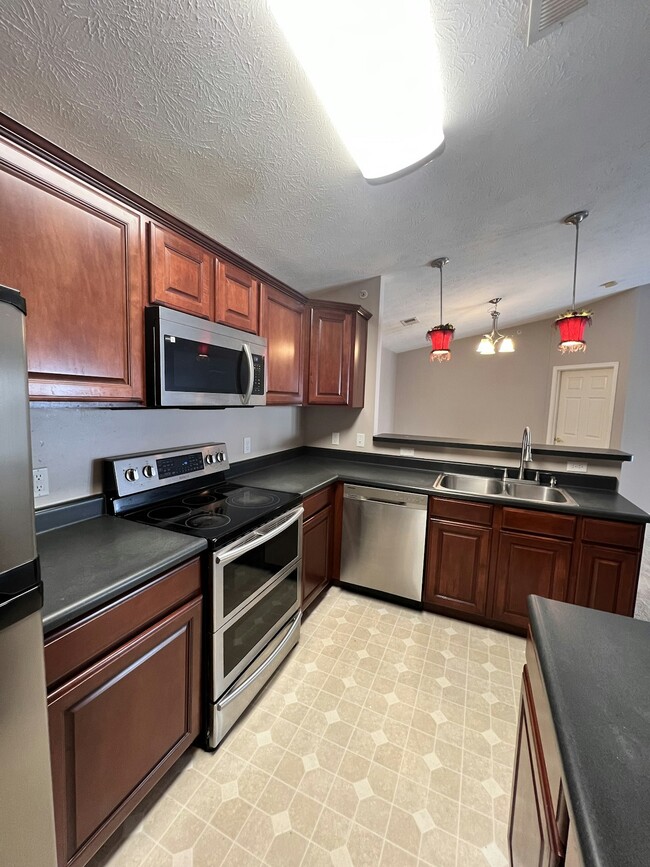 Building Photo - 3126 Alexander Pl