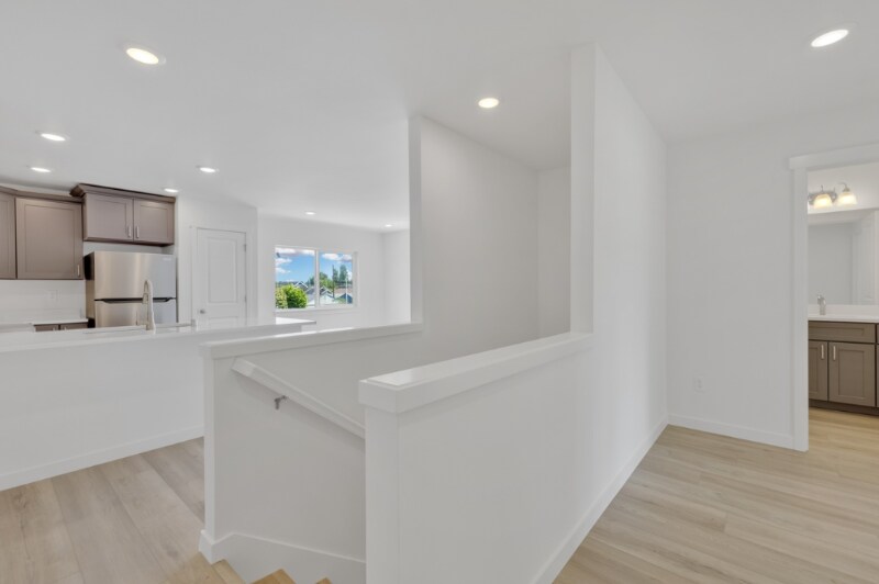 Building Photo - 4944 N Vassault St