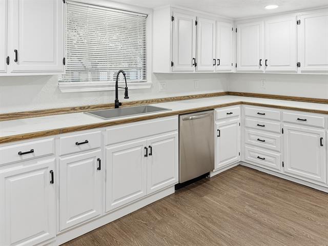 Building Photo - 2409 Castle St