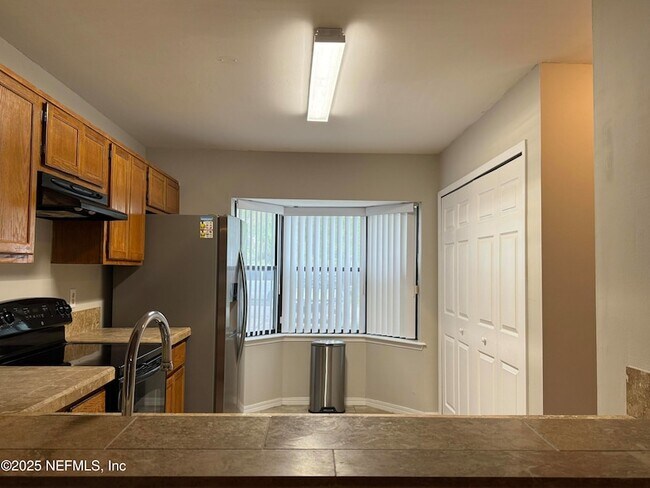 Building Photo - 9329 Genna Trace Trail