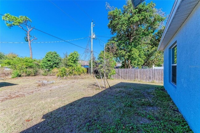 Building Photo - 1263 Somerset St