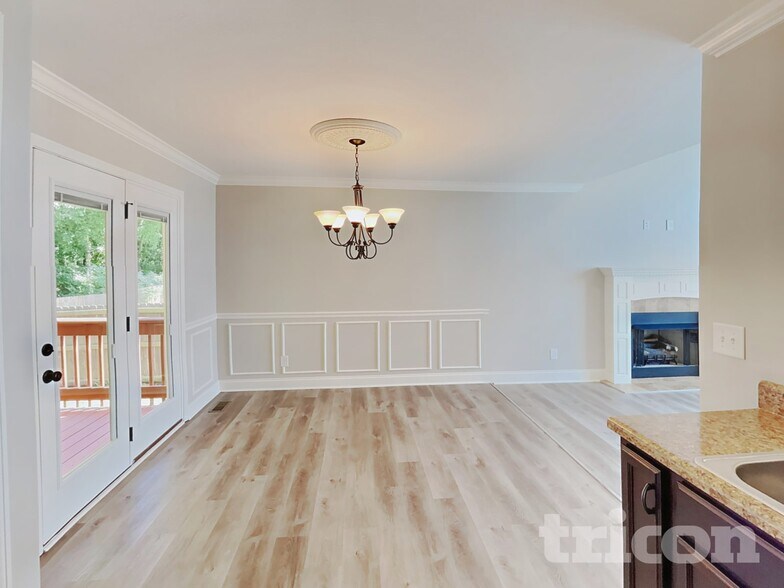 Building Photo - 646 Fox Hound Dr