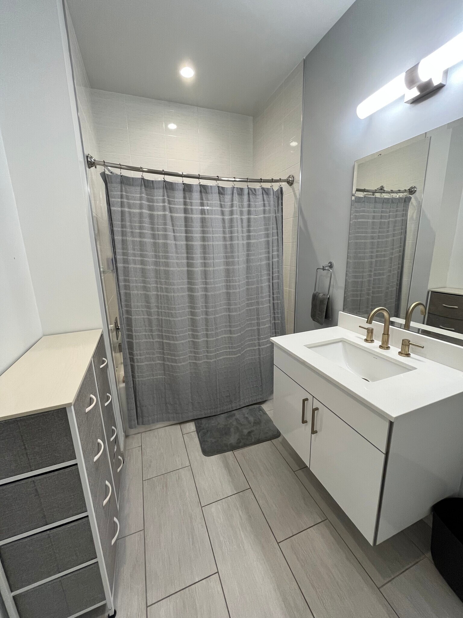 Building Photo - 1350 Maryland Ave NE