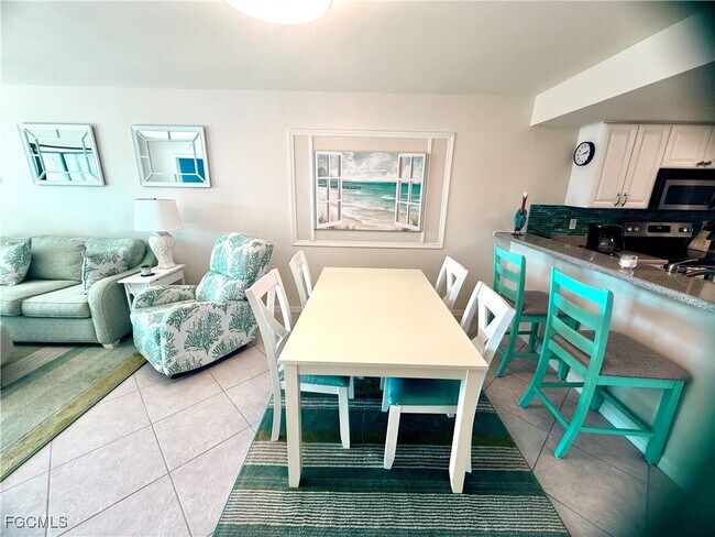 Building Photo - 12171 Kelly Sands Way